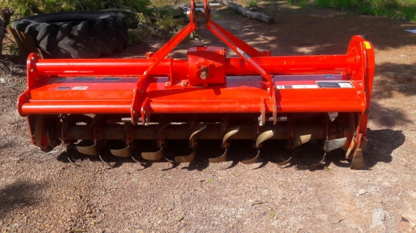 ขายโรตารี่ตราช้างรุ่นRX182fใส่รถไถรุ่นL45 ถึง50แรง