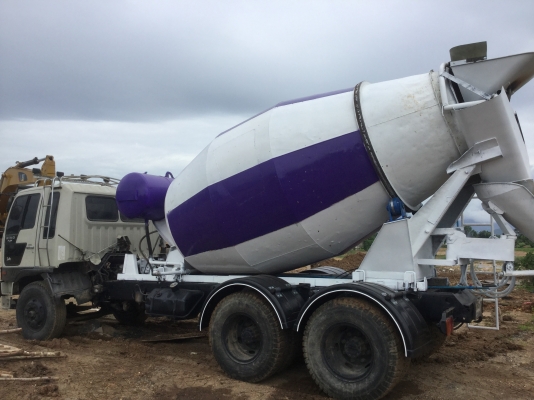 ขายรถโม่ปูน 10 ล้อ 6 คิว