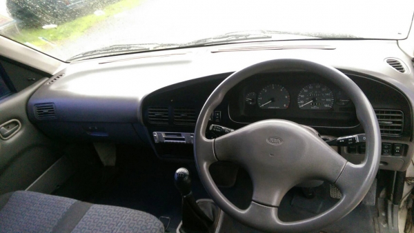 รถตู้ KIA Pergio