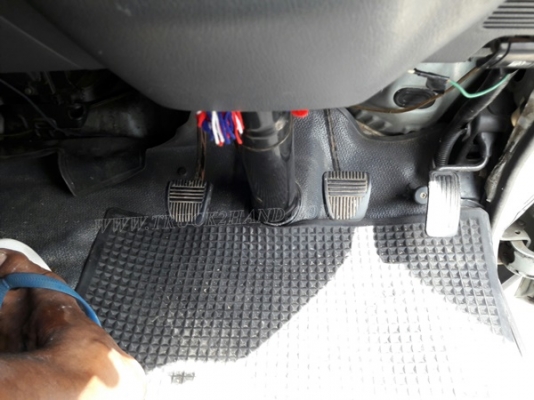 รถตู้รับส่งนักเรียน เครื่อง1Jz2500cc เกียร์ออโต้ ล้อแม้กขอบ15ยางพร้อมใช้ พวงมาลัยพาวเวอร์ แอร์หน้า-หลัง ช่วงล่างดี รถตู้รับส่งนักเรียน เครื่อง1Jz2500cc เกียร์ออโต้ ล้อแม้กขอบ15ยางพร้อมใช้ พวงมาลัยพาวเวอร์ แอร์หน้า-หลัง ช่วงล่างดี