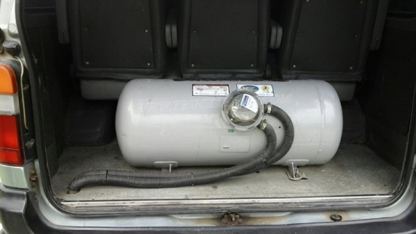 รถตู้รับส่งนักเรียน เครื่อง1Jz2500cc เกียร์ออโต้ ล้อแม้กขอบ15ยางพร้อมใช้ พวงมาลัยพาวเวอร์ แอร์หน้า-หลัง ช่วงล่างดี รถตู้รับส่งนักเรียน เครื่อง1Jz2500cc เกียร์ออโต้ ล้อแม้กขอบ15ยางพร้อมใช้ พวงมาลัยพาวเวอร์ แอร์หน้า-หลัง ช่วงล่างดี