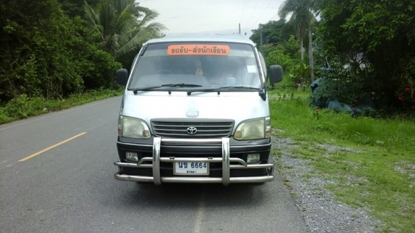 รถตู้รับส่งนักเรียน เครื่อง1Jz2500cc เกียร์ออโต้ ล้อแม้กขอบ15ยางพร้อมใช้ พวงมาลัยพาวเวอร์ แอร์หน้า-หลัง ช่วงล่างดี รถตู้รับส่งนักเรียน เครื่อง1Jz2500cc เกียร์ออโต้ ล้อแม้กขอบ15ยางพร้อมใช้ พวงมาลัยพาวเวอร์ แอร์หน้า-หลัง ช่วงล่างดี