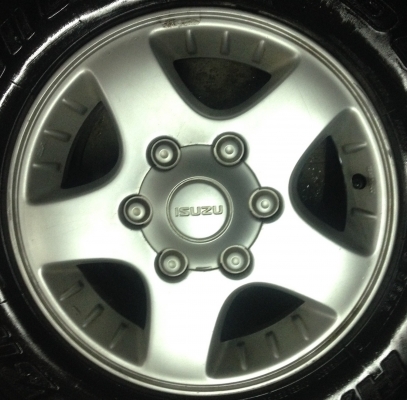 แม็ก ISUZU พร้อมยาง Bridgestone Dueler 225-70-15