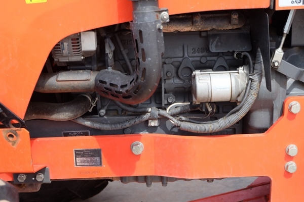 ขายรถไถรุ่น M6040 ดาวน์ 80,000 บาท พร้อมใบมีด ผานพรวน มีเอกสารพร้อมโอน รถสวยพร้อมใช้งาน ขายรถไถรุ่น M6040 ดาวน์ 80,000 บาท พร้อมใบมีด ผานพรวน มีเอกสารพร้อมโอน รถสวยพร้อมใช้งาน