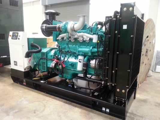 เครื่องปั่นไฟ 315KVA   รับประกันสินค้า 2ปี