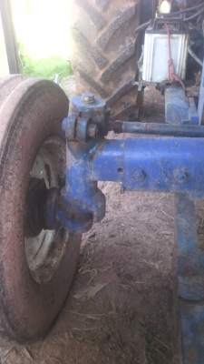 รถไถฟอร์ด6610เพลวเดียวเครื่องT5