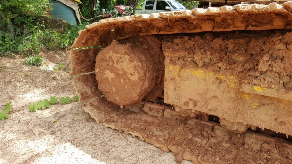 ขาย แบคโฮ KOMATSU PC200-5 เอกสารใบซื้อขาย เครื่องดีทำงานไม่โหลด เอวแน่น ช่วงล่างเต็ม ไฟฟ้าเต็ม แอร์เย็น เครื่องเสียงครบ