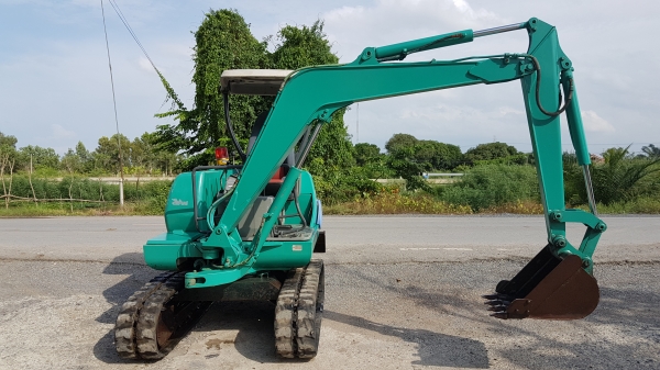 ขายด่วนรถแม็ครโครPC20-7ระบบไฟฟ้าเต็มรถนอกเพื่งนำเข้ามายังไม่เคยใช้งานในไทยเลย