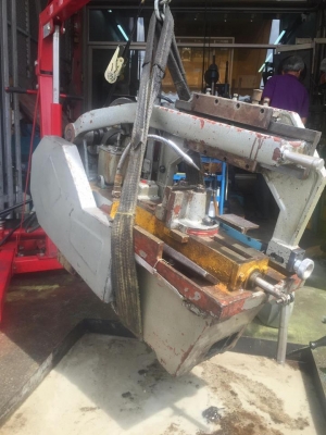 ขาย แท่นเลื่อยตัดเหล็กรุ่นหนักหายากแข็งแรงมากถึกทนสุดๆ สวยๆแน่นมากๆใช้งานได้ทุกละบบ มอเตอร์ 1/2HP 380V 960RPM