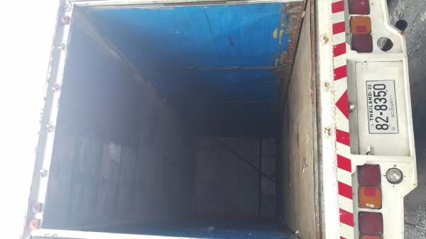 ขายตู้หกล้อเปิดได้ 10 บาน