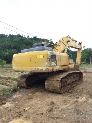 KOMATSU200รุ่น8 เอกสารเล่มทะเบียน. สภาพดีมากๆๆพร้อมใช้