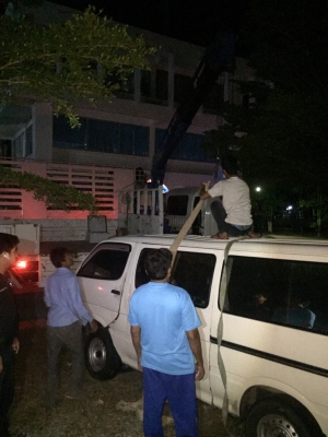 ขายรถตู้อุบัติเหตุ เฉี่ยวชน ขายรถตู้อุบัติเหตุ เฉี่ยวชน