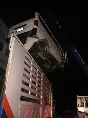 ขายรถตู้อุบัติเหตุ เฉี่ยวชน ขายรถตู้อุบัติเหตุ เฉี่ยวชน