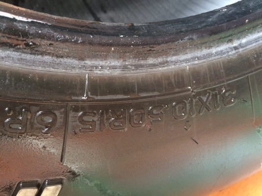 ยาง at 31 สวยๆ 2 คู่