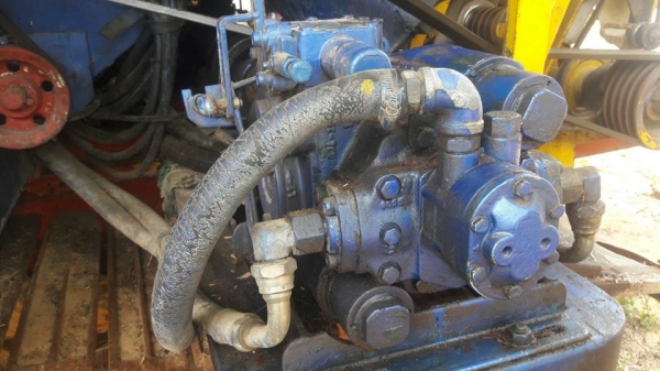 ขายรถเกี่ยวข้าวไทยเส็งปี53 เครื่องHENO JO8C 260เทอร์โบว์ ปั๊มไดกิ้น23 โซ่ใหม่ สภาพพร้อมลงงาน ช่วงล่างดี ขายรถเกี่ยวข้าวไทยเส็งปี53 เครื่องHENO JO8C 260เทอร์โบว์ ปั๊มไดกิ้น23 โซ่ใหม่ สภาพพร้อมลงงาน ช่วงล่างดี