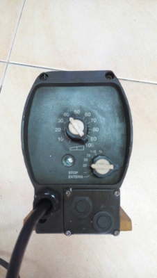 ปั๊มไว้เติมใส่คลอรีน หรือเติมสารเคมี