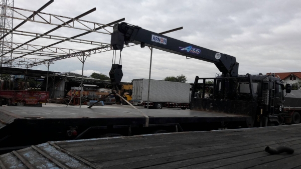 ขายเครน 6 ตัน ครึ่ง