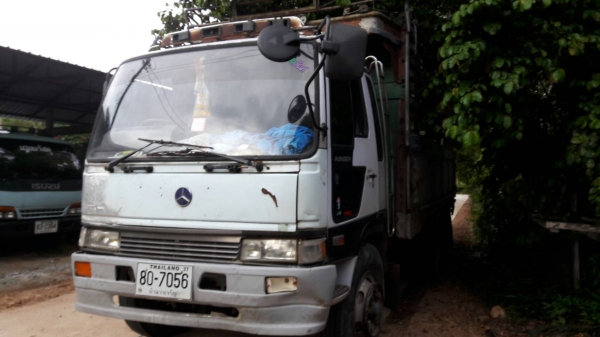 ขาย10ล้อฮีโน่ KT925.   เครี่อง EH700.  168. แรง เพาเวอร์ เบรคทรีฟฟี่ แอร์  ทะเบียนพร้อมโิน