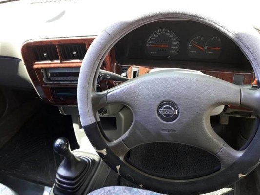 นิสันNV แค๊บใหญ่ สวยงามพร้อมลุย