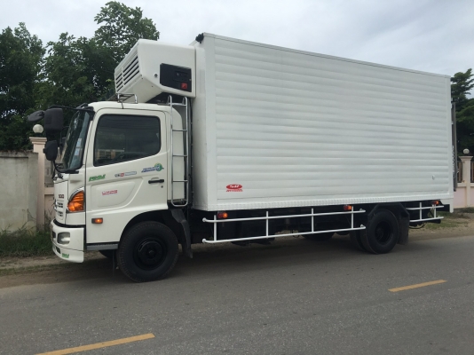 ขาย 6 ล้อ ฮีโน่ เมก้า 150 แรง ปี 53  ตู้เย็นพร้อมเครื่องทำความเย็น -25  ยาว 5.5 ม. สภาพสวย  จัดแนนท์ได้ครับ สนใจติดต่อ 081-9420141  ,  081-5715326