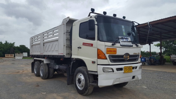 ขาย HINO MEGA 320 แรงม้า ปี 48 กระบะดั้มสามมิตร ขาย HINO MEGA 320 แรงม้า ปี 48 กระบะดั้มสามมิตร