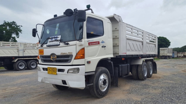 ขาย HINO MEGA 320 แรงม้า ปี 48  กระบะดั้มสามมิตร