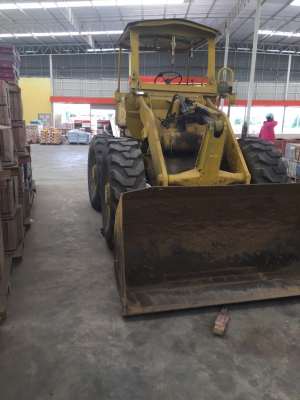 ขายด่วน KOMATSU JH30สภาพสวย พร้อมใช้งาน เครื่องปั้มดี รถสวยสีสันเดิม เอกสารสัญญาซื้อขาย