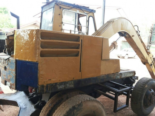 ขายด่วน KOMATSU WA60-2 สภาพพร้อมใช้งาน เครื่องปั้มดี รถพร้อมใช้งาน เอกสารสัญญาซื้อขาย