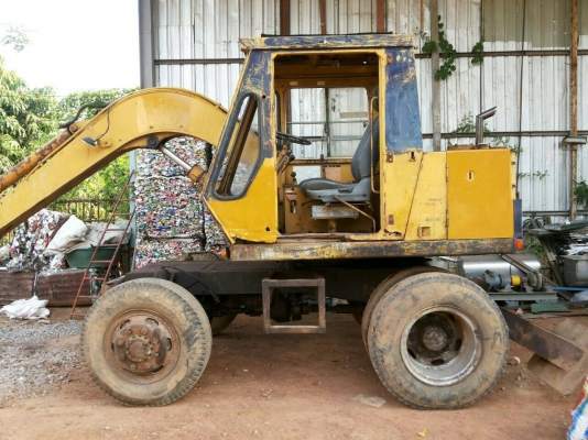 ขายด่วน KOMATSU WA60-2 สภาพพร้อมใช้งาน เครื่องปั้มดี รถพร้อมใช้งาน เอกสารสัญญาซื้อขาย