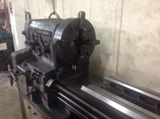 ขายครับขายเครื่องกลึง phillips imperial (yam) ขนาดประมาณ 9 ฟุต 4 เพลา เบรค ยันงานประมาณ 1650 -1700 มม. สวิงประมาณ 850 ผ่านป้อมประมาณ 420 เครื่องเงียบ สไลด์สวยๆ แน่นๆ สีไม่สวย เอาไปเก็บรายละเอียดนิดหน่อย 125000 บาท ประกันราคานี้ใน 7 วัน 0814583376 เอก ปทุม