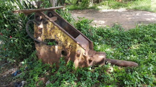 ขาย หัวแย็ก สภาพพร้อมใช้งาน ติดมากับแบคโฮ KOMATSU PC200-5 ไม่ค่อยได้ใช้งานเลยจะขายครับ ขาย หัวแย็ก สภาพพร้อมใช้งาน ติดมากับแบคโฮ KOMATSU PC200-5 ไม่ค่อยได้ใช้งานเลยจะขายครับ