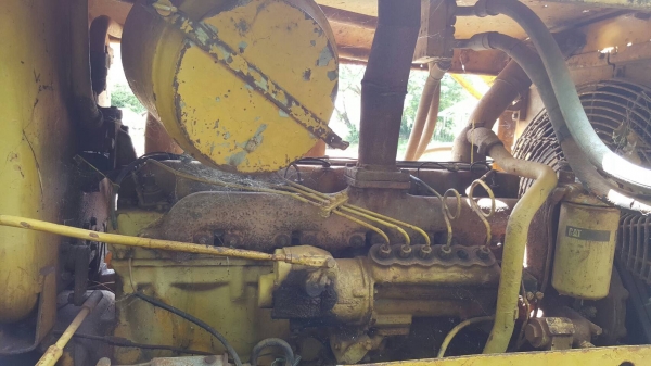 ขายแล้วครับ แพ็คคู่แทรคเตอร์ CAT D5 ตีนเป็ดทั้ง 2 คัน เอกสารใบซื้อขาย เครื่องสตาร์ทติด