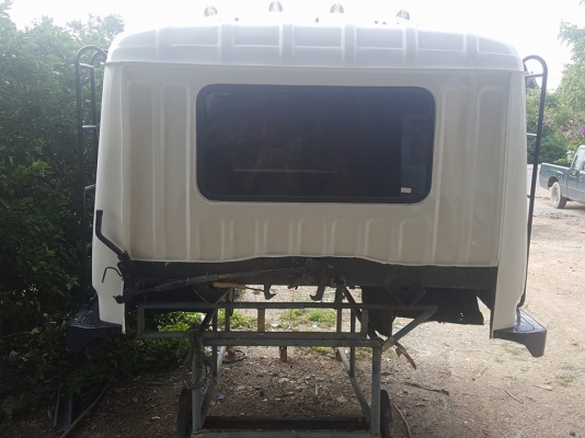 หัวรถเฉินหลง เทอโบ สภาพสวย อุปกรณ์ครบ พร้อมกันชน