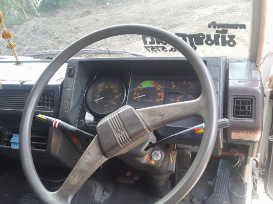 หัวรถเฉินหลง เทอโบ สภาพสวย อุปกรณ์ครบ พร้อมกันชน