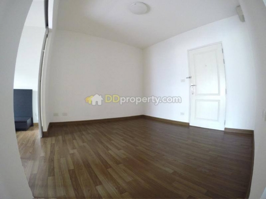 ขายคอนโดติด BTS วงเวียนใหญ่ The Seed สาทร-ตากสิน  ชั้น 4 พื้นที่ 32 ตร.ม.