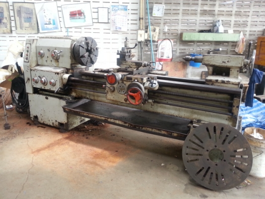 ขายเครื่องกลึงบูกาเรีย8ฟุตรู3นิ้วสอง