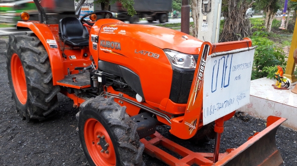 ขายรถไถคูโบต้าL4708ใบมีดผาล6ตราช้างพร้อมใช้ครับ