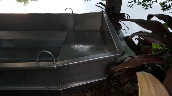 เรือสแตนเลส กว้าง 1.05 ยาว 4.00 เมตร