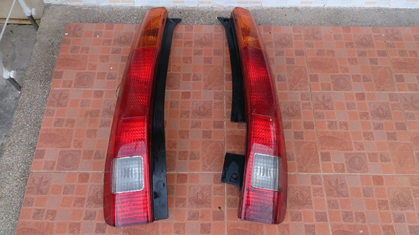 ขายไฟท้าย HONDA CRV GEN2