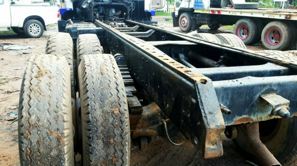 ขาย 559,000 MITSUBISHI Fuso 2  เพลา FN527M-A2XXX เตรื่อง 6D16-195 แรง 10 เกียร์  หัวบาง ยางดี คัสชีสวย  เล่มทะเบียนพร้อมโอน 090-772-3710 090-772-3708