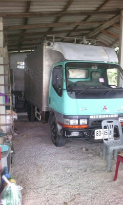 ขายรถบรรทุก 6 ล้อตู้แห้ง MITSUBISHI 110 แรงม้า คัสซี FE535ET130370 ราคา 270000
