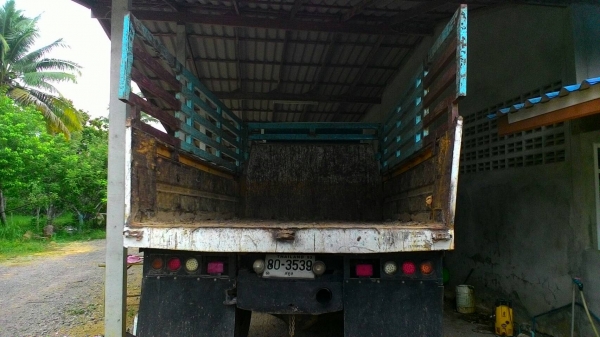 ขายรถบรรทุก 6 ล้อดัมพ์ HINO FG1J 215 แรงม้าปี 2551 ราคา 900000