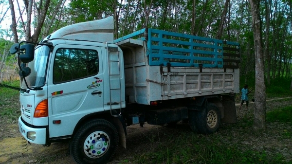 ขายรถบรรทุก 6 ล้อดัมพ์ HINO FG1J 215 แรงม้าปี 2551 ราคา 900000