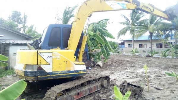 ขายรถแบคโฮ KOBELCO SK60-/// ชุดบูมอาร์มยาว ราคา 550000