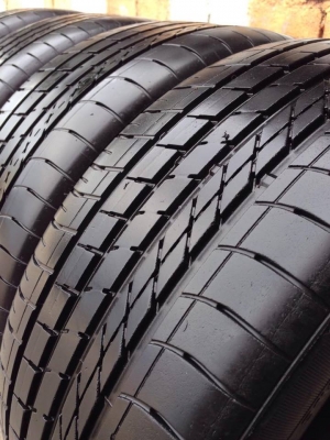 ยาง GOOD YEAR 225-45-17 ปี 13 ครบชุด 4 เส้น 3500  สภาพสวยๆไม่บวมไม่กินข้างดอกยางเหลือเยอะเอาไปวิ่งกันใด้อีกยาวค่ะ