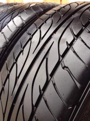 ยาง DUNLOP 205-45-17 ปี 14 ครบชุด 4 เส้น 4000  สภาพสวยๆไม่บวมไม่กินข้างดอกยางเหลือเยอะเอาไปวิ่งกันใด้อีกยาวค่ะ