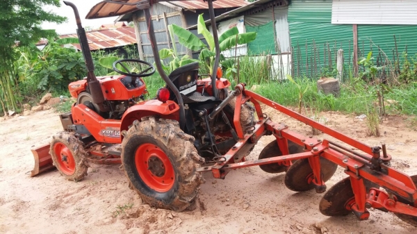 ขาย เค อา ที 14 แรงไดเลค เล่มพร้อม ทำงานปกติพร้อมใช้คับ ราคาเบาๆคับ