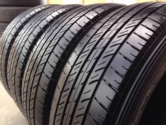 ยาง MICHELIN 205-70-15 ปี 15 ครบชุด 4 เส้น 5000  สภาพสวยๆไม่มีปะไม่บวมไม่กินข้าง ดอกยางเหลือเยอะเอาไปวิ่งกันใด้อีกยาว