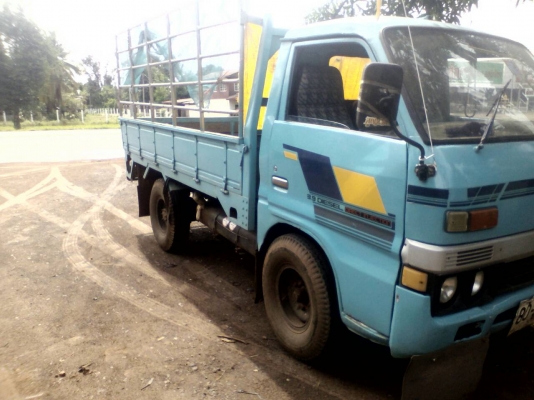 ขาย4ล้อกลาง. 85.  แรง ทะเบียนขาด1ปี เอกสารพร้อมโอน