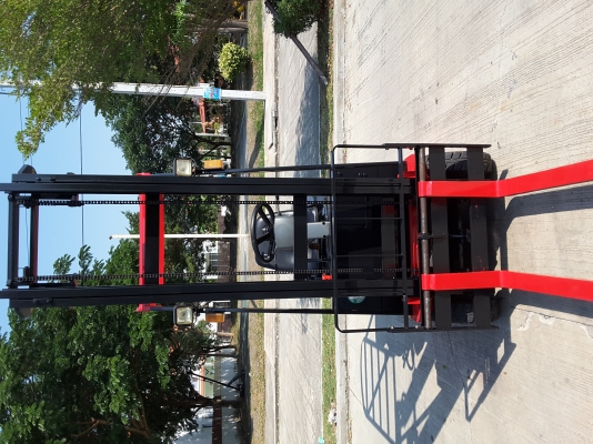 ยก 500 กก.เสาสูง 3.5 เมตร สนใจ 0813535948